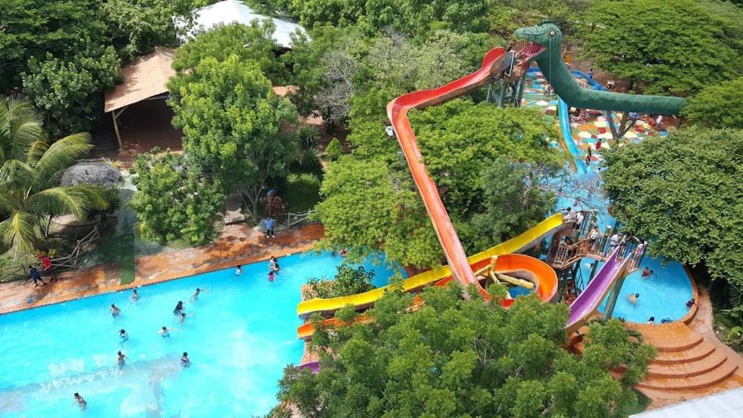 Wally World Inn Comayagua Bagian luar foto