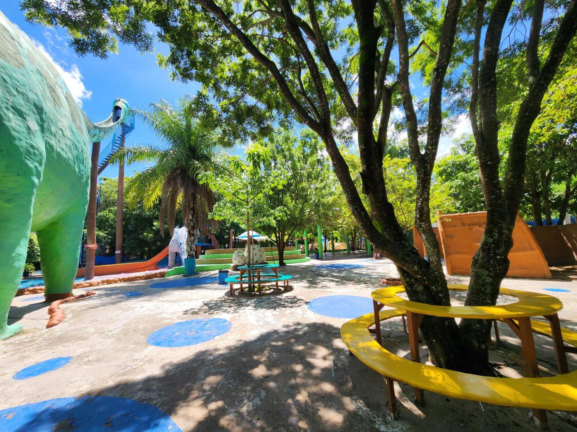 Wally World Inn Comayagua Bagian luar foto